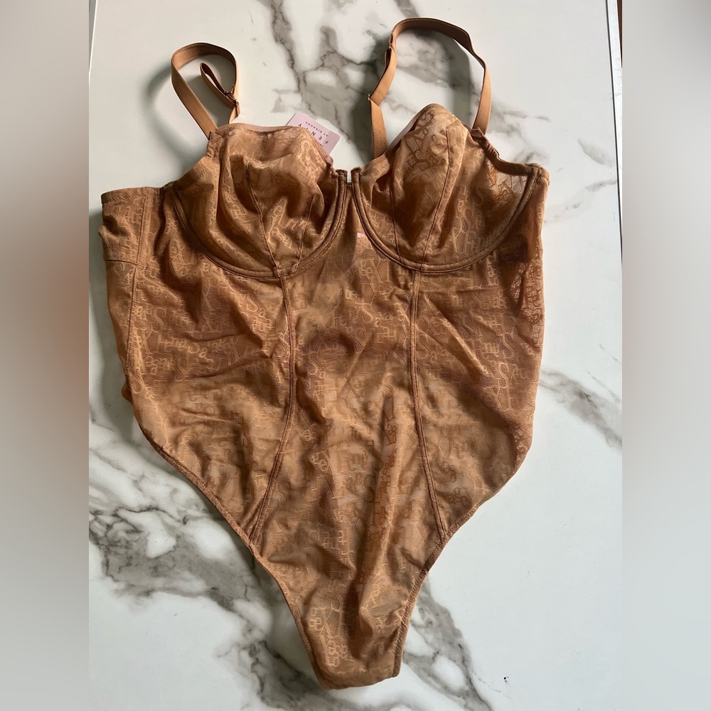 NWT Savage X Fenty Plus Size Tan Patterned Underwire Teddy Bodysuit